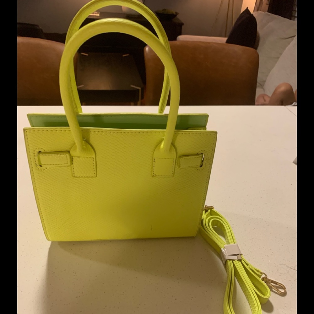 New fashion nova neon hand bag !